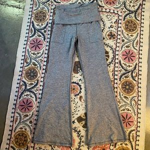 Gray aerie fold over yoga pants